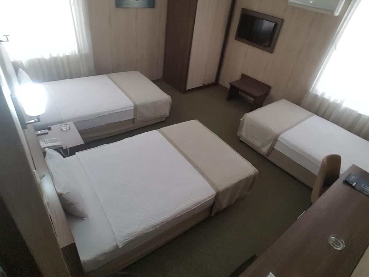 Hosta Otel Adana Exteriér fotografie
